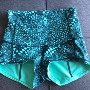 Lulu wunder under shorts